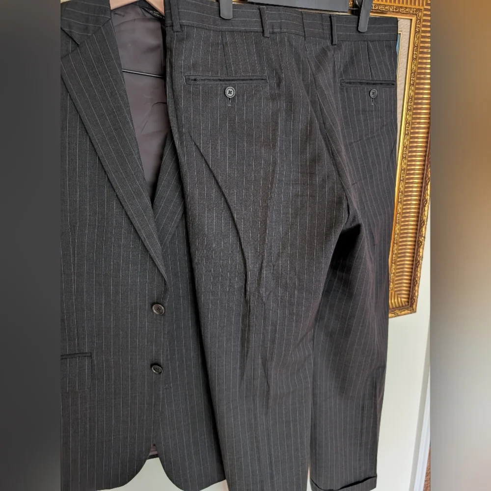 Brooks Brothers beautiful charcoal